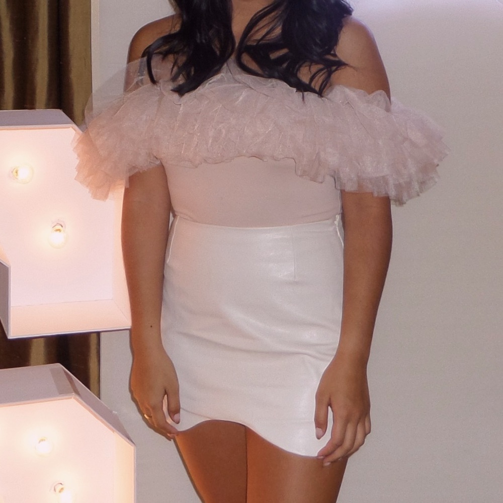 Pum Bum Cream Leather Skirt